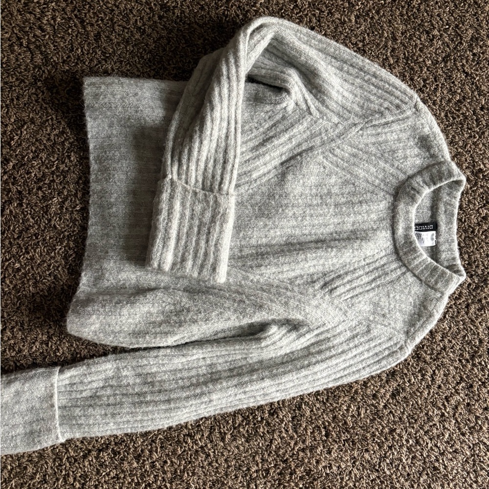 H&M Light Gray Ribbed Women's Sweater
